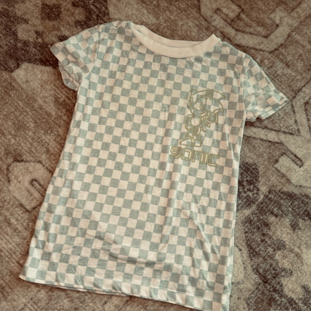 Checkered blue and white sonic tshirt